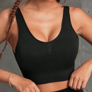 New Seamless Black Bralette/Sports Bra size L